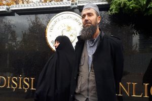 DEAŞ'e katılan &ccedil;ocukları i&ccedil;in yardım istediler