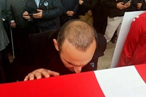 Yunanistan, Leonidis'in hareketini konuşuyor