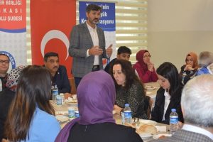 Eğitim Bir-Sen Bursa: 55 yıllık y&ouml;netmelik mağdur ediyor