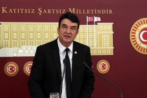 Baydar: Eğitim fak&uuml;lteleri 6 yıla &ccedil;ıksın