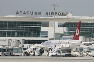 Atat&uuml;rk Havalimanı 'en &ccedil;ok b&uuml;y&uuml;yen havalimanı' oldu