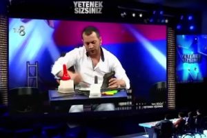 Yetenek Sizsiniz'deki Bursalı ayakkabıcı uyuşturucu ticaretinden g&ouml;zaltına alındı!