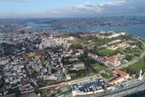 İstanbul'da sağanak yağış yerini g&uuml;neşe bıraktı