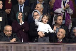 Cumhurbaşkanı'na seslendi: Tayyip Dede