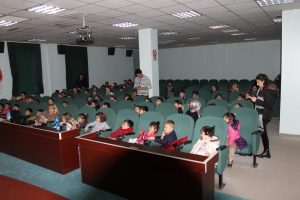 Bursa G&uuml;rsulu miniklerin Karag&ouml;z neşesi