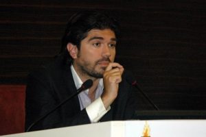 Rasim Ozan K&uuml;tahyalı hakkında su&ccedil; duyurusu