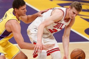 Los Angeles Lakers sonradan a&ccedil;ıldı