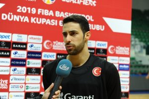 Tecr&uuml;beli basket&ccedil;i Balbay: "Madalyalara uzanmak istiyoruz"