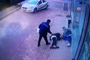 Bir gencin &ouml;l&uuml;m&uuml;ne neden olduğu iddia edilen polise m&uuml;ebbet