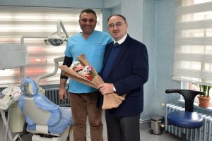 Bursa Mustafakemalpaşa Belediye Başkanı Kurtulan'dan kutlama ziyareti