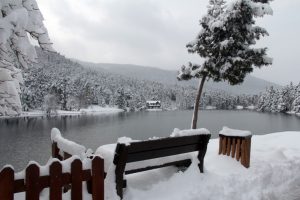 G&ouml;lc&uuml;k Tabiat Parkı'nda kar g&uuml;zelliği