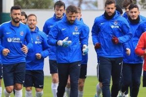 Trabzonspor eksik &ccedil;alıştı
