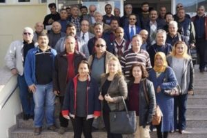 Antalya'da MHP'den 60 kişi istifa etti
