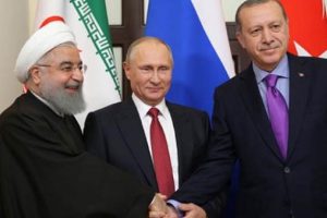 &Uuml;&ccedil;l&uuml; zirvede ortak bildiri