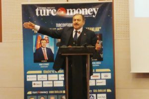 Bakan Eroğlu'na "Yılın Devlet Adamı" &ouml;d&uuml;l&uuml;