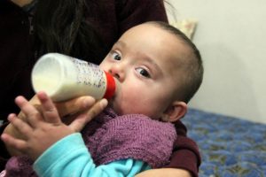 Eymen bebek yardım bekliyor
