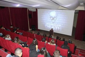 Uşak &uuml;niversitesi'nde postmodernizm ve sinema s&ouml;yleşisi yapıldı
