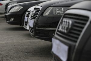 Bursa'da ikinci el ara&ccedil;ları sıfır gibi satmaya kalkmışlar