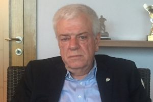 Bursaspor Kul&uuml;b&uuml; Başkanı Ali Ay: "Siz bu takımı ikinci yarı seyredin''