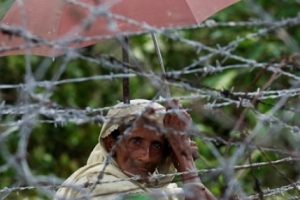 Myanmar ve Bangladeş'in Arakanlılar i&ccedil;in iade anlaşması imzaladı