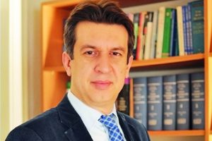 Şehit Avukat &Ouml;zg&uuml;r Aksoy Bursa Gemlik'te anıldı