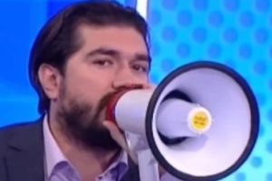 AK Partili vekiller ROK'u k&ouml;şesinde yazdı: Cumhurbaşkanı herkesten &ccedil;ok incindi