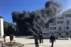 Okulun yakıt tankı patladı