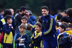 Fenerbah&ccedil;e, Antalyaspor ma&ccedil;ı hazırlıklarını s&uuml;rd&uuml;rd&uuml;