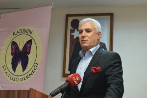 Bursa Nil&uuml;fer Belediye Başkanı Bozbey: Sadece kadına değil insana olan şiddet &ouml;nlenmeli