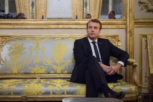 Macron, Paris'te Szydlo ile g&ouml;r&uuml;şt&uuml;