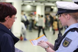 Alman havalimanlarına Yunan polis yerleştirilecek