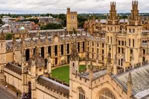 Oxford mezunu, &uuml;niversiteye 'yetersiz eğitim' davası a&ccedil;tı!