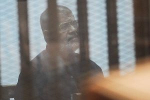 Oğulları Mursi'nin sağlık durumunun k&ouml;t&uuml;leştiğini bildirdi
