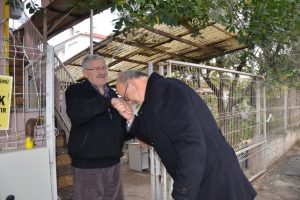 Bursa İznik Belediye Başkanı Sargın, &ouml;ğretmenlerini ziyaret etti