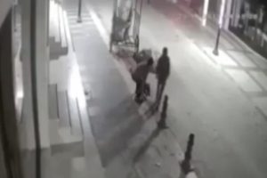 Demir dubaları b&ouml;yle &ccedil;aldılar