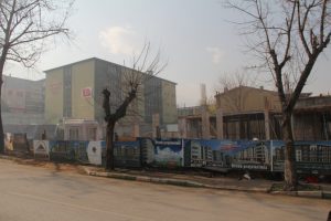 Bursa'da okulun duvarı &ccedil;&ouml;kt&uuml;