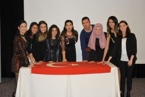 Bursa'da &ouml;ğretmenlere s&uuml;rpriz kutlama