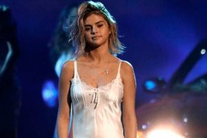 'Yılın Kadını' Selena Gomez