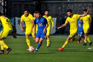 Karacabey Birlikspor sahasında berabere