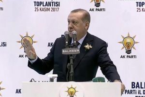 Erdoğan'dan sert sandalye eleştirisi
