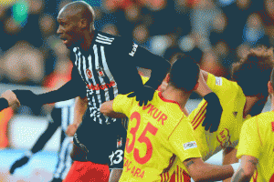 Derbi &ouml;ncesi Beşiktaş'a soğuk duş!