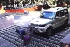 Bisikletten ka&ccedil;tı, ciple &ccedil;arpıştı