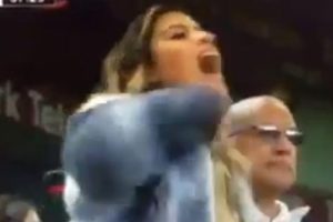 Maicon'un karısı Ursula'dan kafa kesme harketi