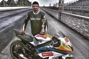 Motosikletler TIR'a &ccedil;arptı: 2 &ouml;l&uuml;