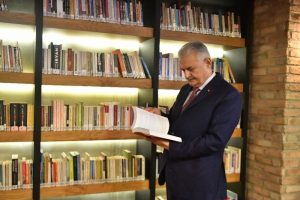 Başbakan'dan s&uuml;rpriz ziyaret