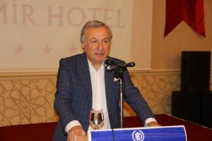 T&Uuml;RSAB Başkanı Ulusoy adaylıktan &ccedil;ekildi