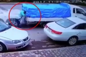 Cip 2 kişiye b&ouml;yle &ccedil;arptı