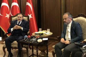 Bursa'da Bakan Eroğlu'ndan Başkan Aktaş'a 'hayırlı olsun' ziyareti