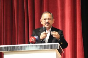 &Ouml;zhaseki: O y&uuml;ksek binaları kurtaralım diye uğraşmıyorum