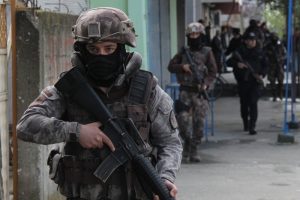 Ter&ouml;r operasyonlarında bin 291 g&ouml;zaltı